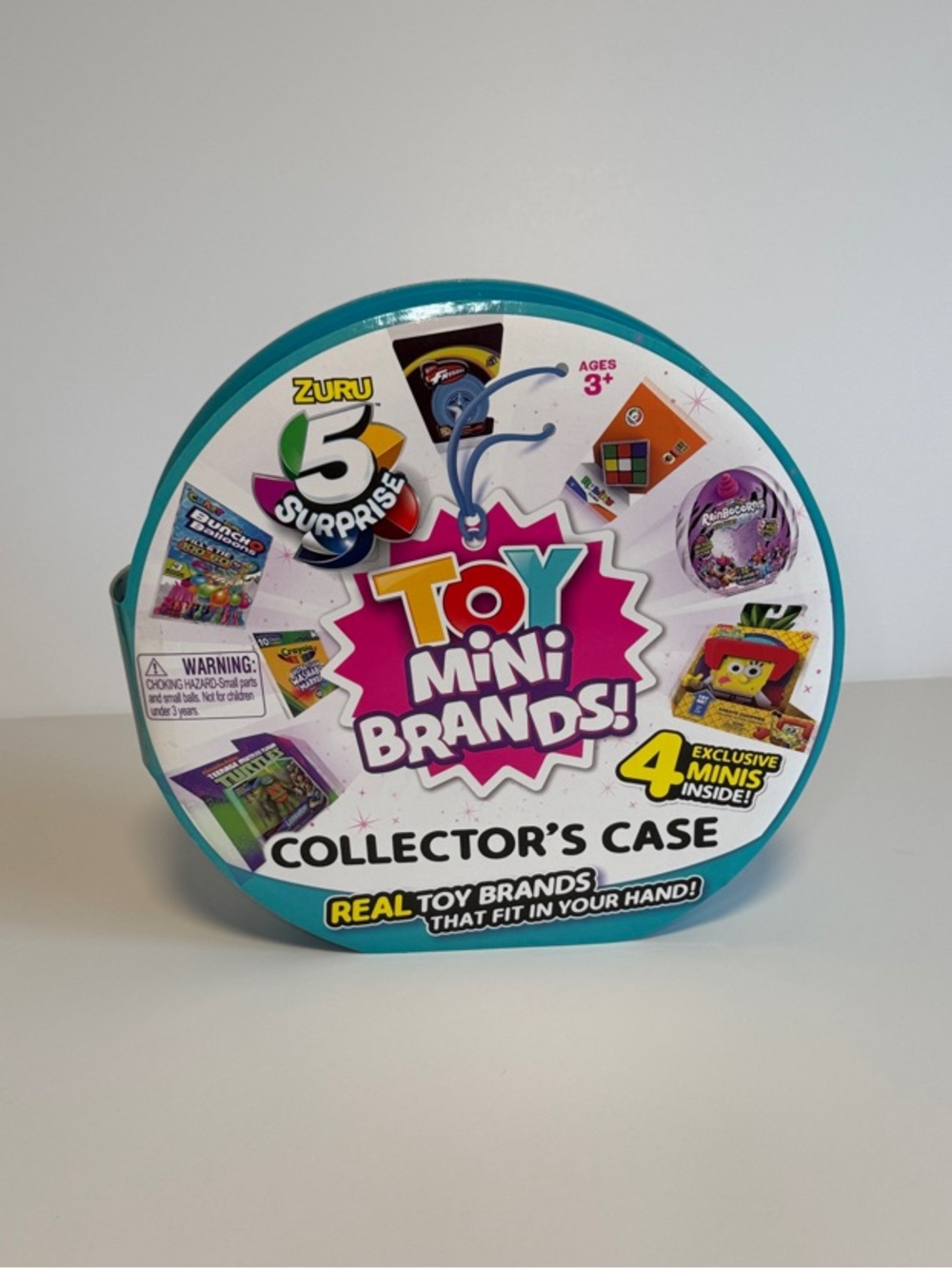 💛 Mini Brands Toys Collector's Case (includes several toys)